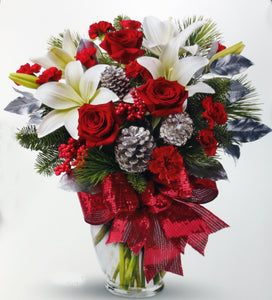 XA 1162 Beautiful heavy glass vase with loving reds, lilies/daisies and accents