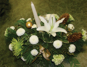 XC 1160 Angelic white centrepiece with white candle and cones