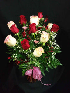 EA 1271 Cupid mix of red and white roses